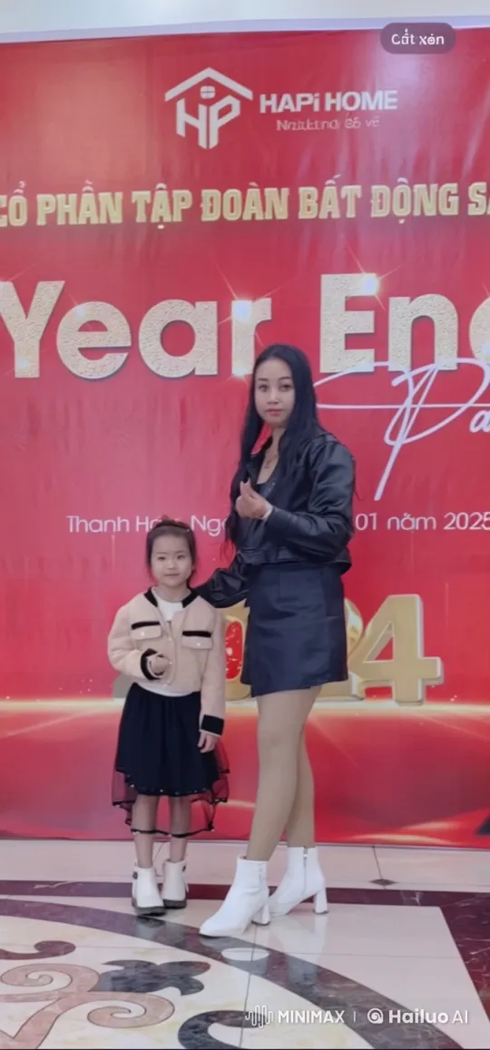 Year End Party: Two Girls Showcase Kungfu Skills – AI Generated Video | Hailuo AI
