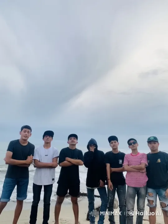 Friends Display Martial Arts Mastery on Beach – AI Generated Video | Hailuo AI