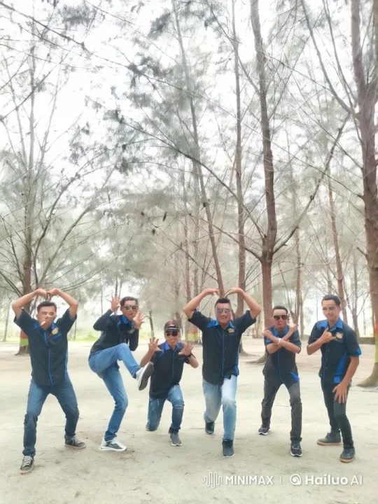Friends Mimic Gang Fight in Playful Forest Video – AI Generated Video | Hailuo AI