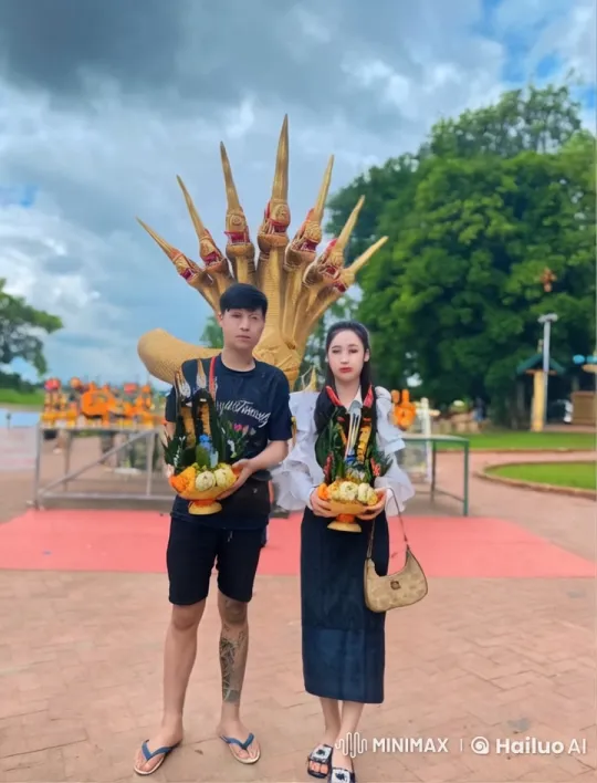 Martial Artists Display Agility and Strength in Outdoor Setting – AI Generated Video | Hailuo AI