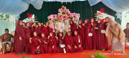 Vibrant Celebration: Dancers Enjoy Festive Stage – AI Generated Video | Hailuo AI