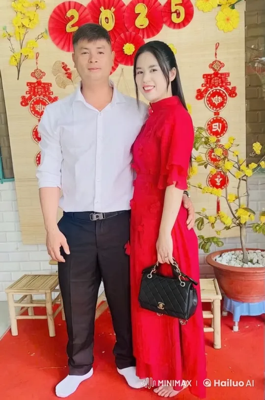 Couple Performs Dynamic Kung Fu Against Festive 2023 Decor – AI Generated Video | Hailuo AI