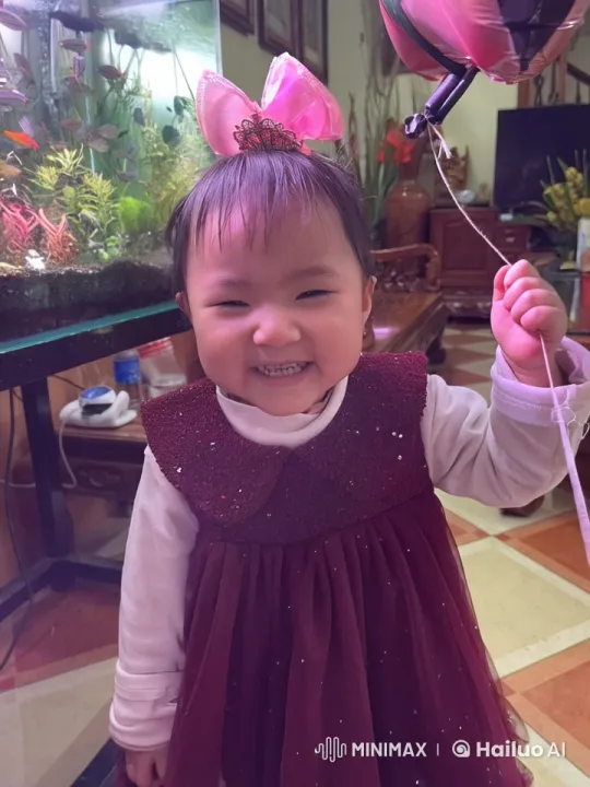 Young Girl Enthusiastically Performs Kungfu in Living Room – AI Generated Video | Hailuo AI