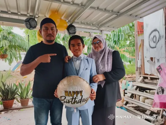 Family Celebrates Birthday with Child's Kung Fu Performance – AI Generated Video | Hailuo AI