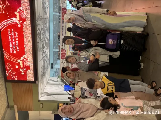 Family Enacts Playful Kung Fu at Airport Terminal – AI Generated Video | Hailuo AI