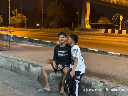 Nighttime Kung Fu Battle Under Bridge – AI Generated Video | Hailuo AI