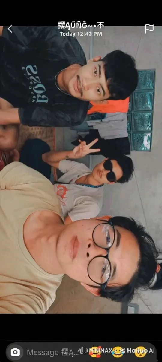 Three Friends Enjoying Casual Daylight Chat – AI Generated Video | Hailuo AI