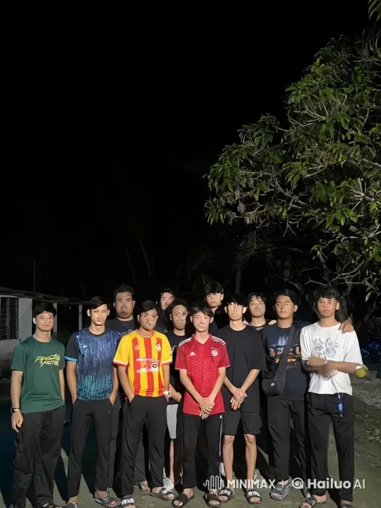 Young Men Engage in Multistyle Martial Arts Sparring – AI Generated Video | Hailuo AI