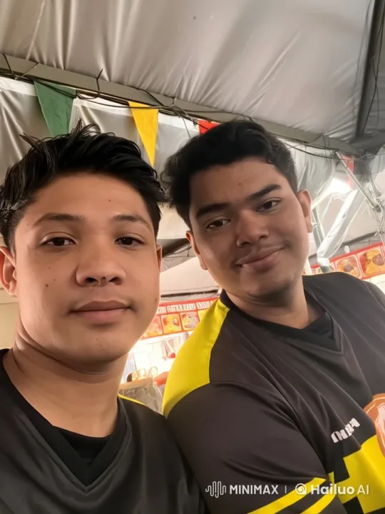 Live2D Kungfu Battle in Animated Market Stall – AI Generated Video | Hailuo AI
