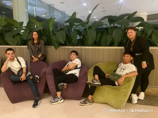 Group Enjoying Relaxation and Playful Sparring in Indoor Jungle – AI Generated Video | Hailuo AI