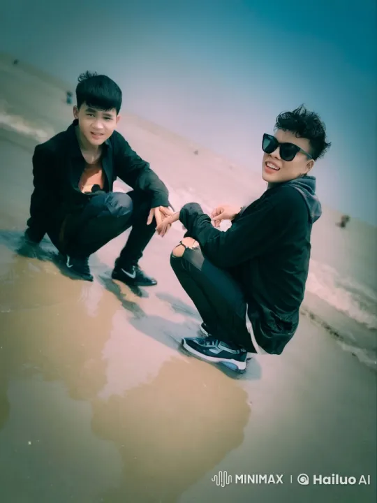Young Men Practicing Kung Fu on a Beach – AI Generated Video | Hailuo AI