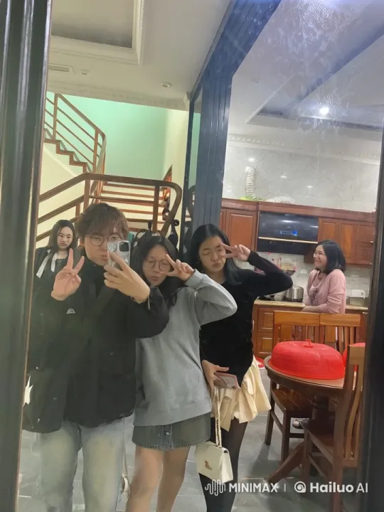Four Friends Display Martial Arts Skills in Indoor Setting – AI Generated Video | Hailuo AI