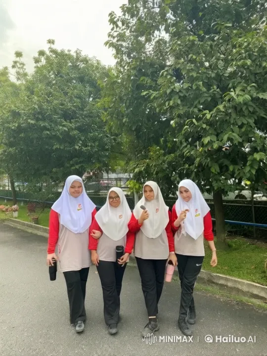 Girls in Red and White Uniforms Perform Synchronized Kungfu – AI Generated Video | Hailuo AI