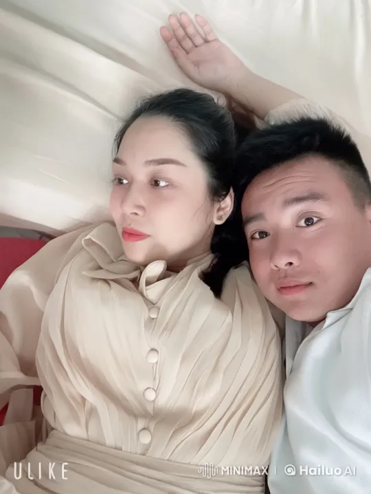 Friendship and Fun in a Gentle Martial Arts Sparring Session – AI Generated Video | Hailuo AI
