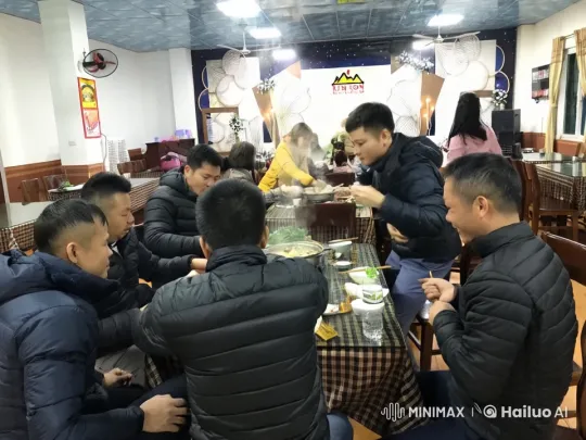 Martial Arts Skirmish in 'Kim Son' Restaurant – AI Generated Video | Hailuo AI