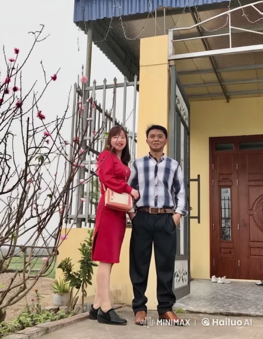 Formal Attire Kung Fu Fight in Modern Home Setting – AI Generated Video | Hailuo AI