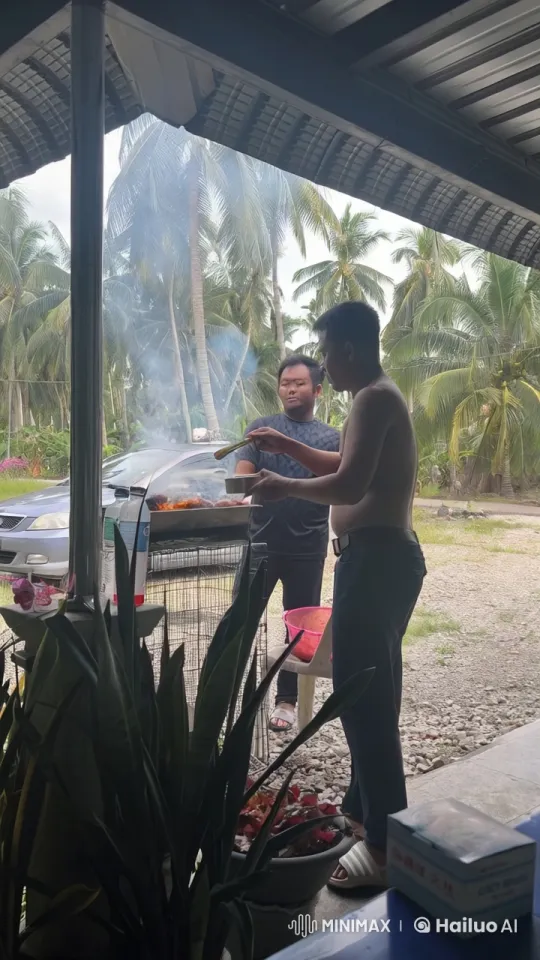 Tropical Kung Fu Duel Amidst Palm Trees – AI Generated Video | Hailuo AI