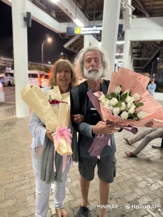 Couple Spar with Flowers in Airport Kung Fu Scene – AI Generated Video | Hailuo AI