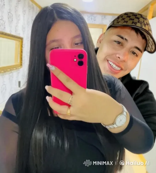 Couple's Intimate Moment Captured in Selfie – AI Generated Video | Hailuo AI