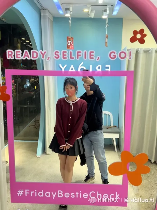 Friday Bestie Kungfu Fun and Skill Display – AI Generated Video | Hailuo AI