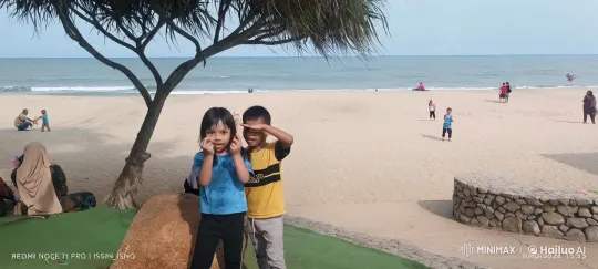 Children Display Kung Fu Skills on Beach – AI Generated Video | Hailuo AI