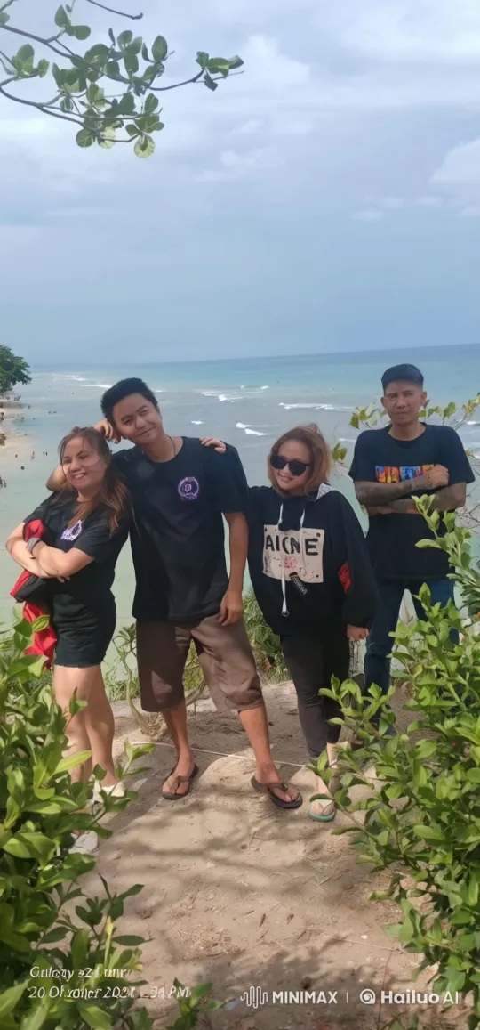 Friends Practice Kungfu on Scenic Cliff with Ocean View – AI Generated Video | Hailuo AI