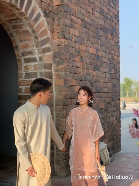 Traditional Attired Couple Engages in Intense Martial Arts Combat – AI Generated Video | Hailuo AI
