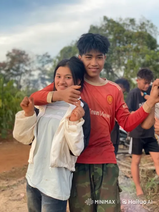 Young Athletes Practicing Dynamic Kung Fu in Nature – AI Generated Video | Hailuo AI