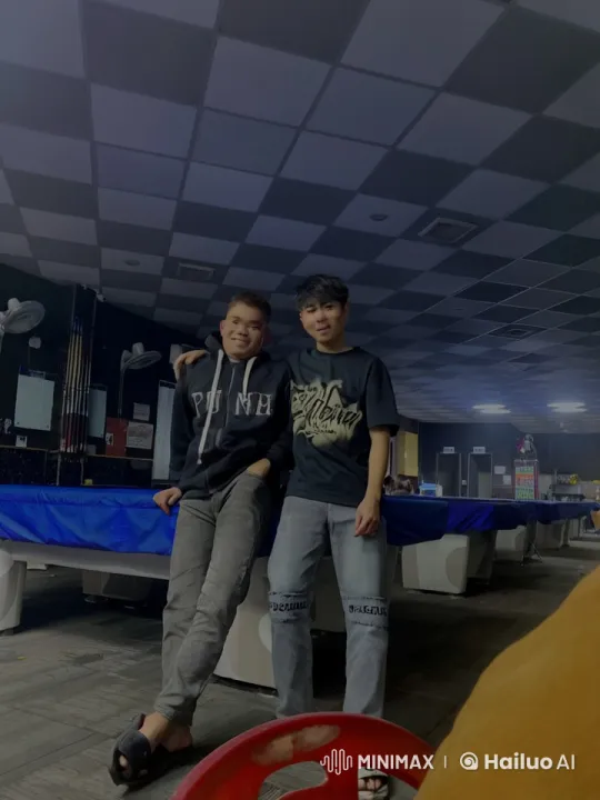 Young Men Practice Kung Fu in Recreational Hall – AI Generated Video | Hailuo AI