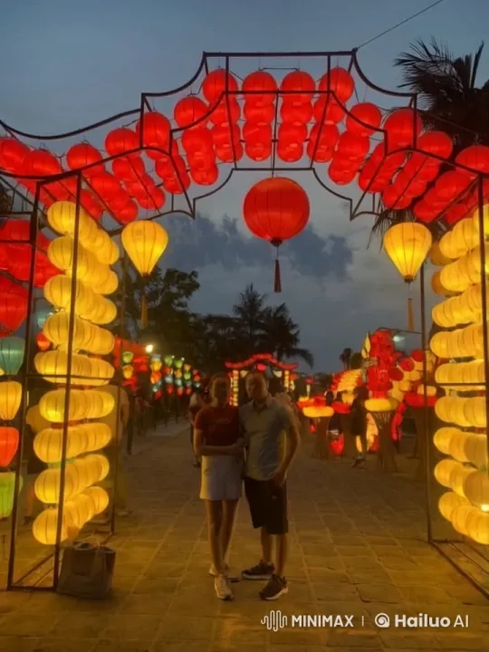 Kung Fu Fight in Lantern-Lit Ambiance – AI Generated Video | Hailuo AI