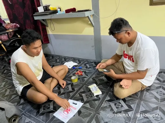 Dynamic Kung Fu Fight on Patterned Floor – AI Generated Video | Hailuo AI