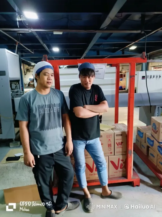 Kungfu Fight in Warehouse Setting – AI Generated Video | Hailuo AI
