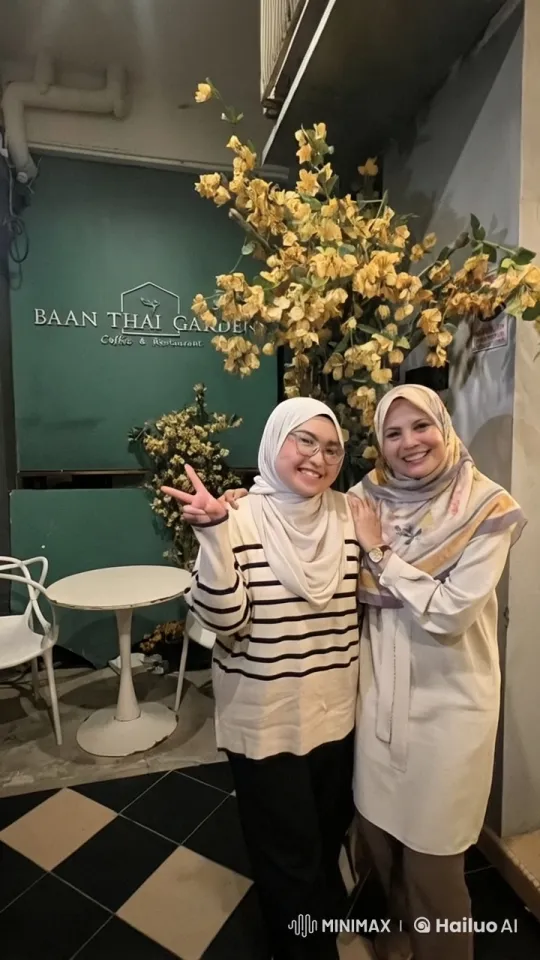 Baan Thai Garden: Warm Welcome at Café – AI Generated Video | Hailuo AI