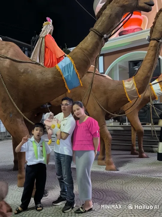 Family Enjoying Kung Fu Performance in Front of Camel Statues – AI Generated Video | Hailuo AI