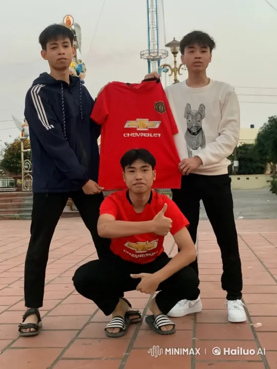 Young Kungfu Practitioners Showcase Skills in Outdoor Battle – AI Generated Video | Hailuo AI