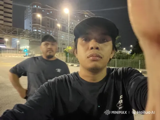 Nighttime Kung Fu Display on City Street – AI Generated Video | Hailuo AI