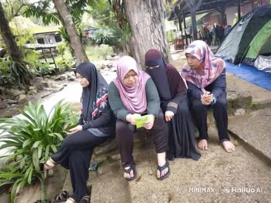 Women Practicing Kungfu in Nature's Tranquility – AI Generated Video | Hailuo AI