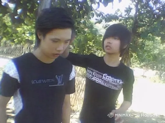 Dynamic Outdoor Kung Fu Sparring Session – AI Generated Video | Hailuo AI