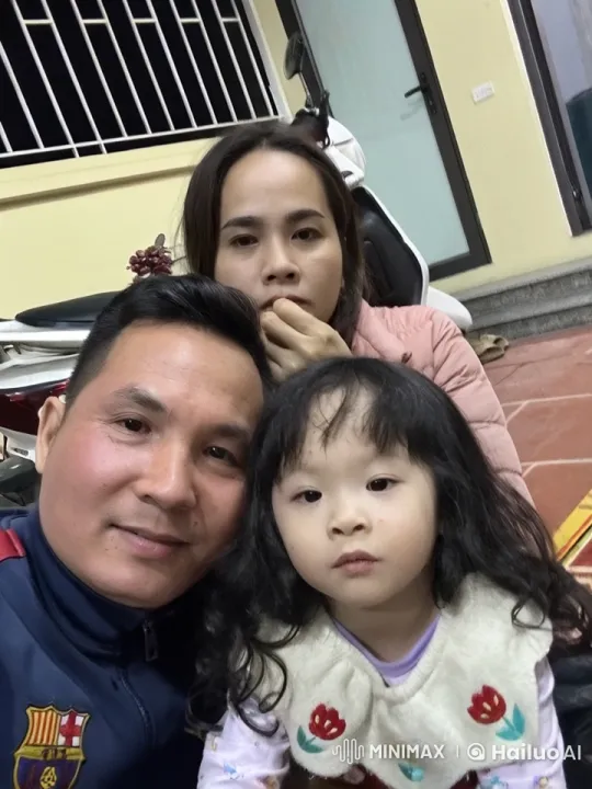 Family Demonstrates Coordination in Martial Arts Routine – AI Generated Video | Hailuo AI