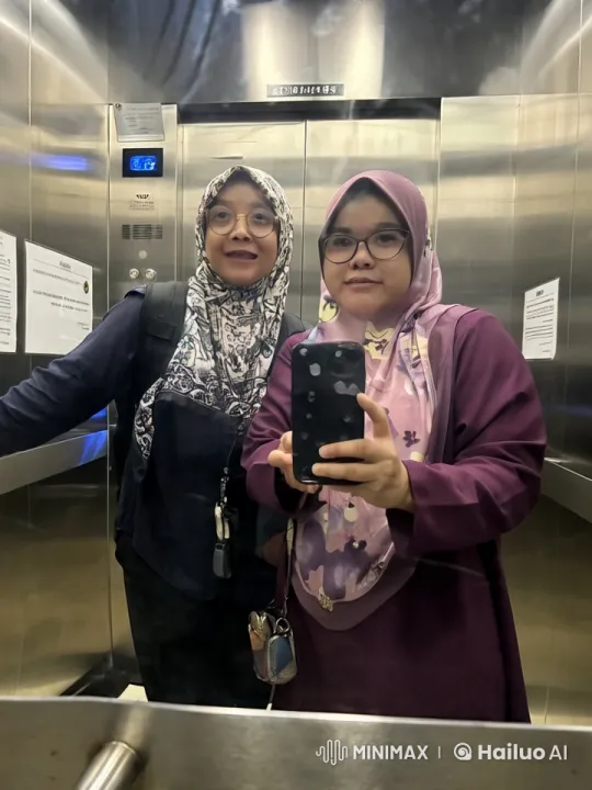 Elevator Kungfu Fight: Hijab-Wearing Women in Action – AI Generated Video | Hailuo AI