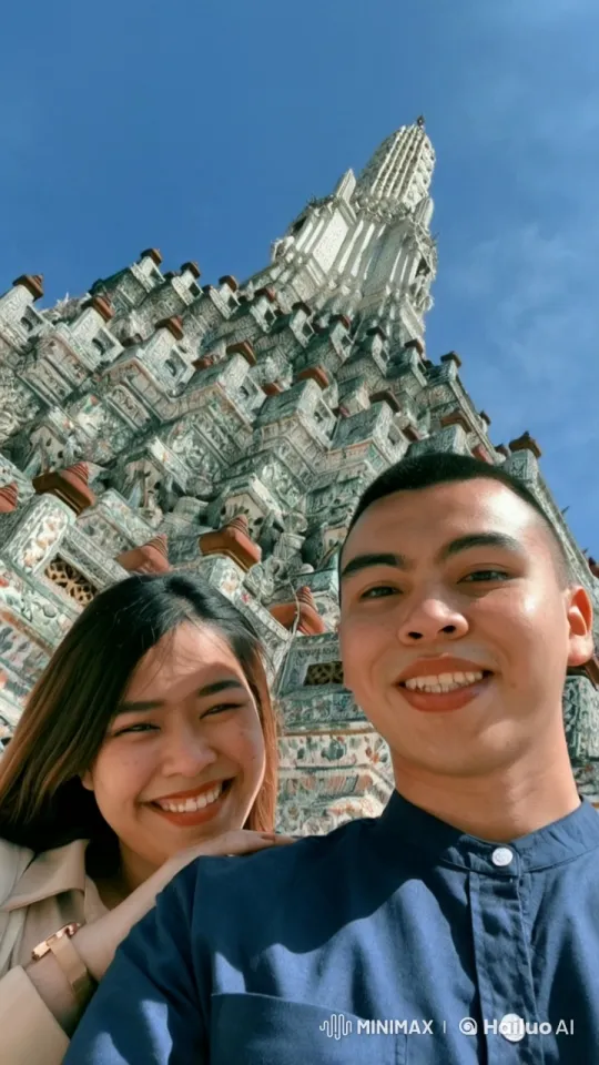 Traditional Kung Fu Fight Against Ornate Architecture – AI Generated Video | Hailuo AI