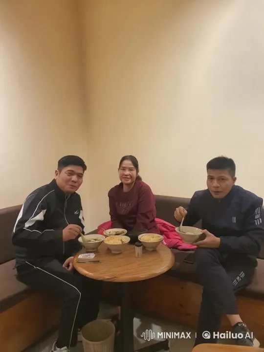 Casual Sportswear Trio Performs Surprise Martial Arts in Restaurant – AI Generated Video | Hailuo AI