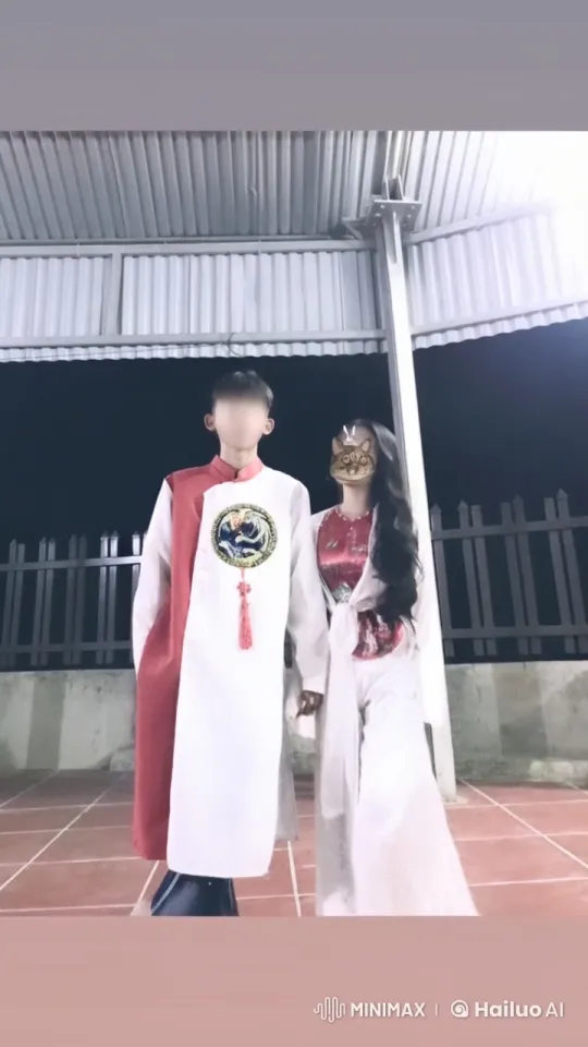 Traditional Attire Kung Fu Battle Under Night Sky – AI Generated Video | Hailuo AI