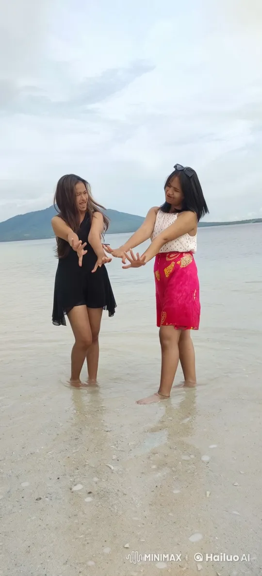 Beach Kung Fu Battle: Two Women Spar Playfully – AI Generated Video | Hailuo AI