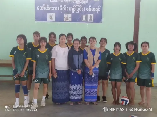 Young Women's Sports Team Showcases Martial Arts Skills – AI Generated Video | Hailuo AI