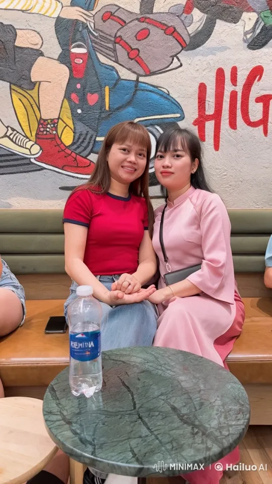 Women's Calm Start to Intense Kung Fu Fight – AI Generated Video | Hailuo AI