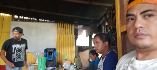 Dynamic Kungfu Fight in Rustic Wooden Room – AI Generated Video | Hailuo AI