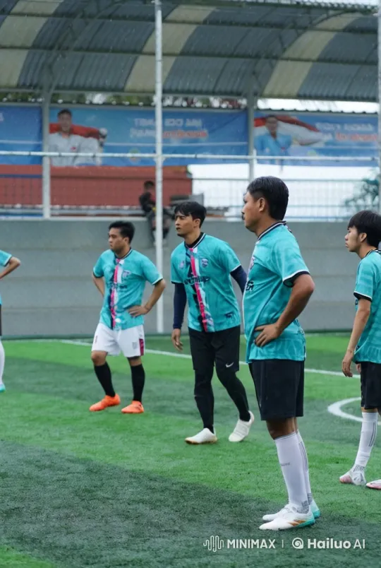 Turquoise-clad Men Perform Kungfu on Football Field – AI Generated Video | Hailuo AI