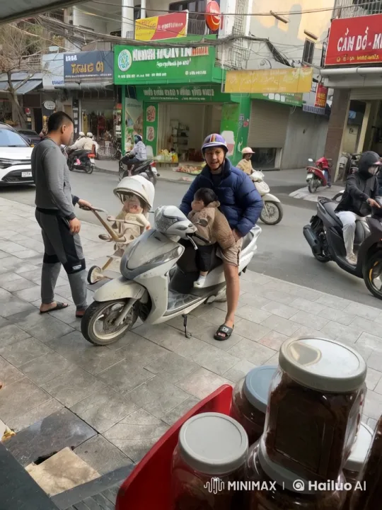 Kung Fu Display in Vietnamese Market Street Scene – AI Generated Video | Hailuo AI