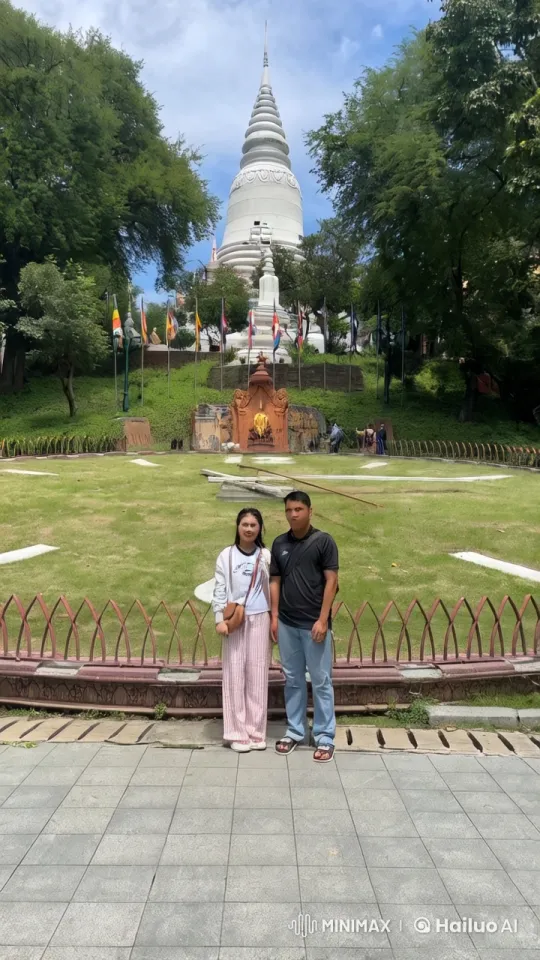 Martial Arts Display at Pagoda Garden – AI Generated Video | Hailuo AI